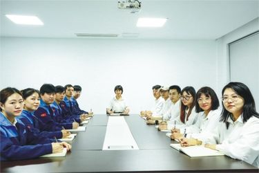 Ningbo Yolanda Spray Co., Ltd. 제조업체의 생산 라인